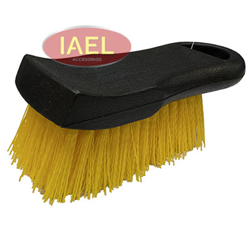 CEPILLO PARA ALFOMBRAS Y CUBIERTAS, 15 X 7CM. - IAEL