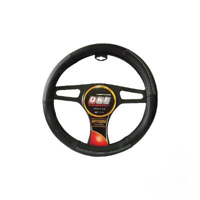 CUBRE VOLANTE QKL OPTIMUS ZURICH 37/39Cm CUERINA NEGRO CON DETALLE Y COSTURA BLANCA