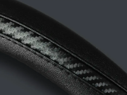CUBRE VOLANTE AUTO 37-39 NEGRO-NEGRO CARBONO QKL